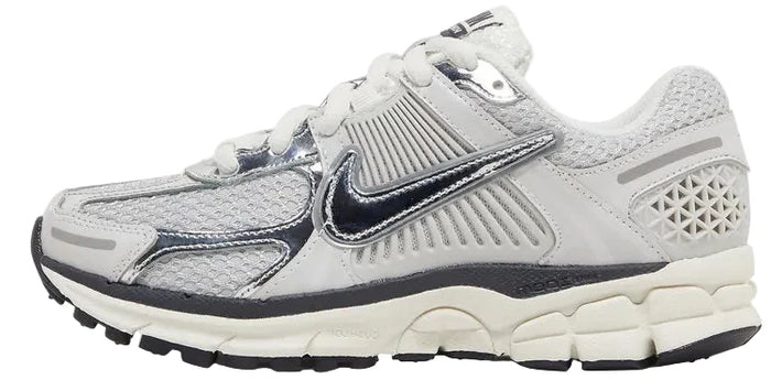 2023 Nike Zoom Vomero 5 "Photon Dust Metallic Silver"(W)