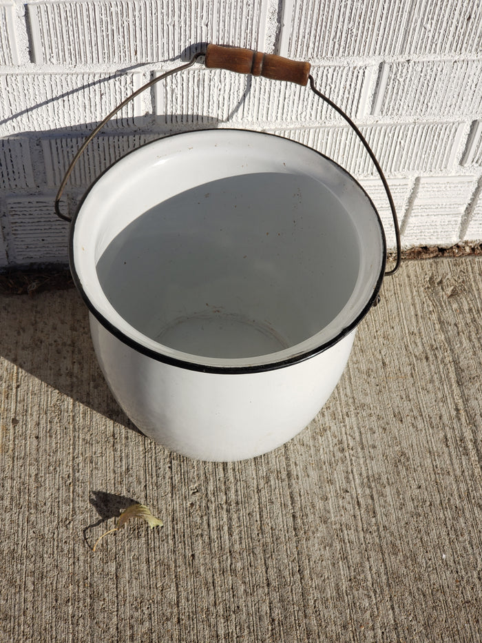 1920's White enamelware chamber pot with handle