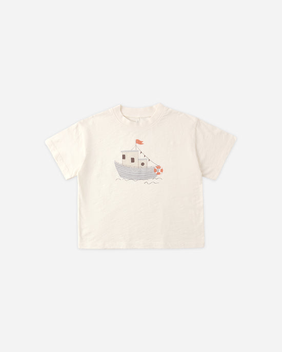 Relaxed Tee/Tug Boat
