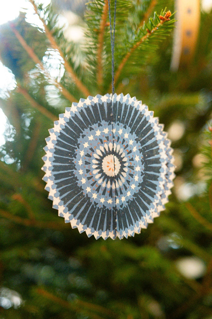 Stars Paper Ornaments | East End Press