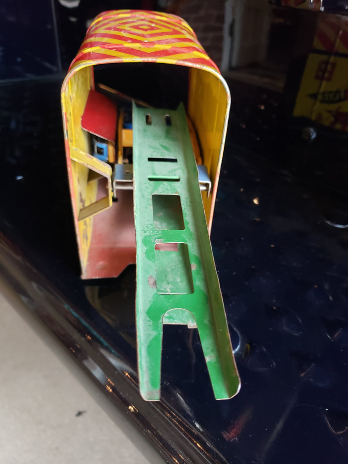 Sunny Andy No. 26 Fleet Flyer wind up tin toy