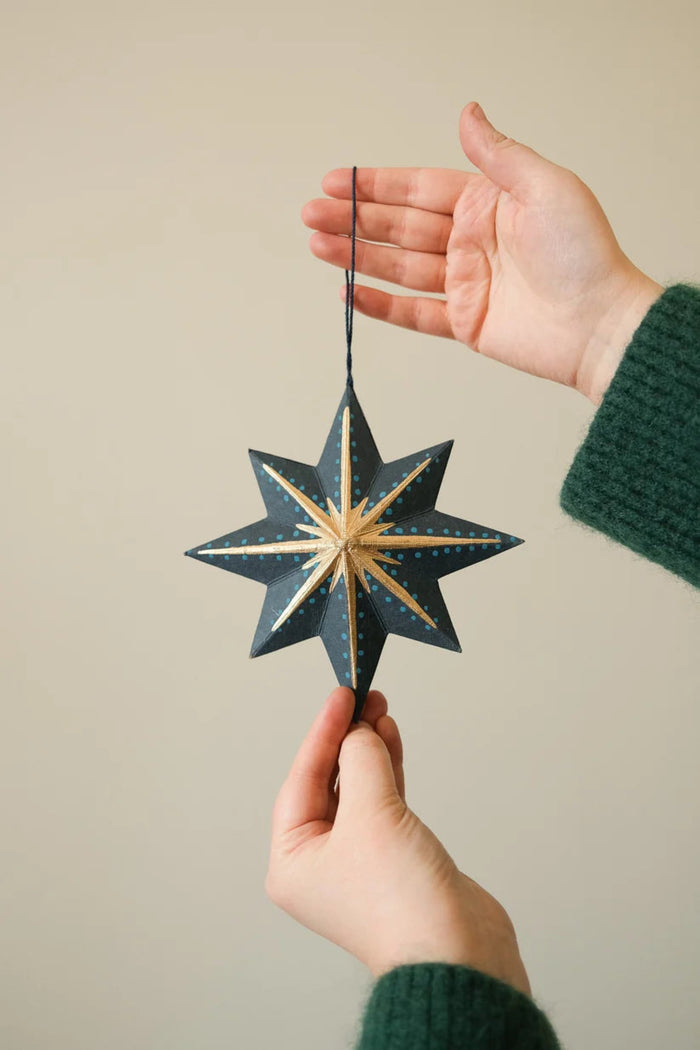 Twinkling Star Board Ornament | East End Press
