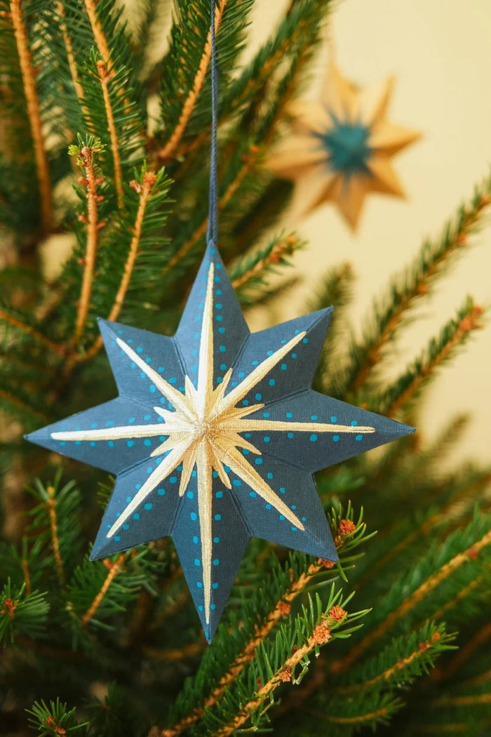Twinkling Star Board Ornament | East End Press