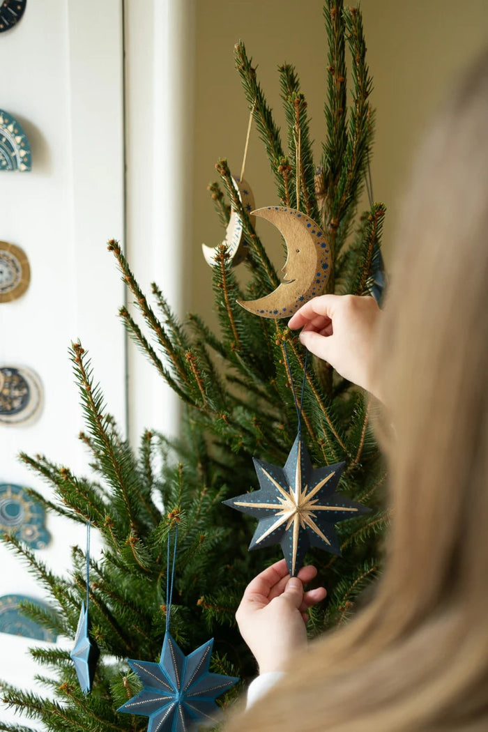 Twinkling Star Board Ornament | East End Press